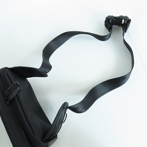 実際に弊社で買取させて頂いたPORTER/ポーター HEAT/ヒート マグライト付 ウェストバッグ ボディーバッグ 703-07972の画像 2枚目