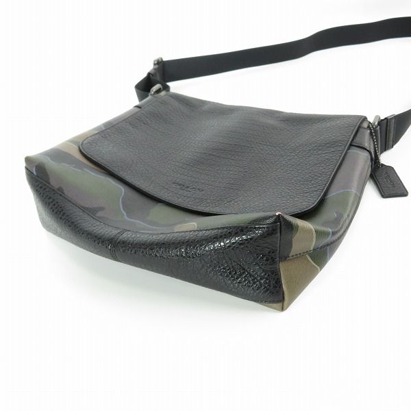 実際に弊社で買取させて頂いたCOACH/コーチ カモフラージュ ショルダーバッグ F31559の画像 3枚目