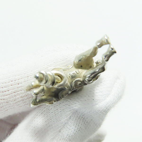 実際に弊社で買取させて頂いたJustin Davis/ジャスティンデイビス L.I.C. メリーゴーランドモチーフペンダントトップ/SPJ554の画像 4枚目