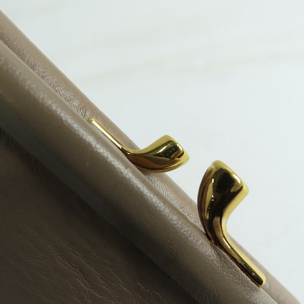 実際に弊社で買取させて頂いたIL BISONTE/イルビゾンテ レザー がま口 二つ折り財布/ウォレット グレー系 54192-3-04440の画像 7枚目