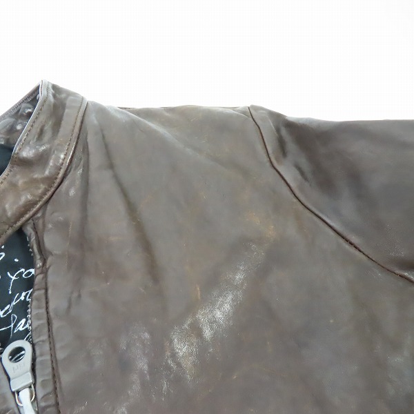 実際に弊社で買取させて頂いたISAMUKATAYAMA BACKLASH/バックラッシュ 製品染めイタリアンダブルショルダー シングル ライダースジャケット 1254-01/Sの画像 7枚目
