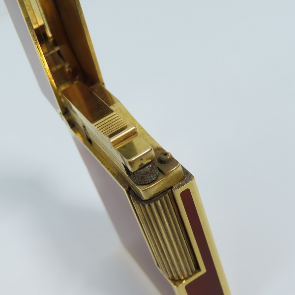 実際に弊社で買取させて頂いたS.T.DuPont/デュポン GATSBY/ギャッツビー ガスライター の画像 4枚目