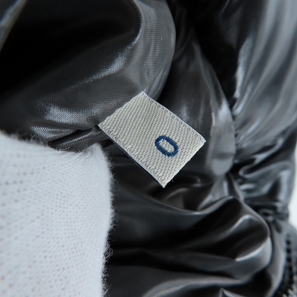 実際に弊社で買取させて頂いた【JPタグ】MONCLER/モンクレール MAYA/マヤ ダウンジャケット C20914036605 68950/0の画像 3枚目