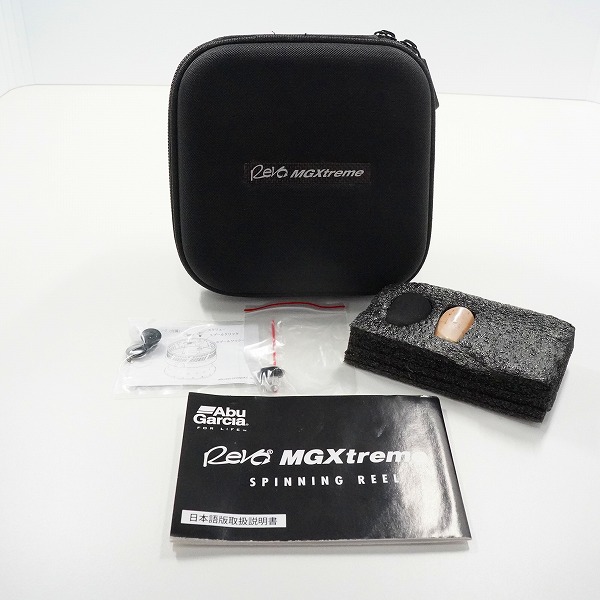 実際に弊社で買取させて頂いたAbuGarcia/アブガルシア REVO MGXTREME 2000S レボ エムジーエクストリーム スピニングリール ケース/箱付きの画像 8枚目