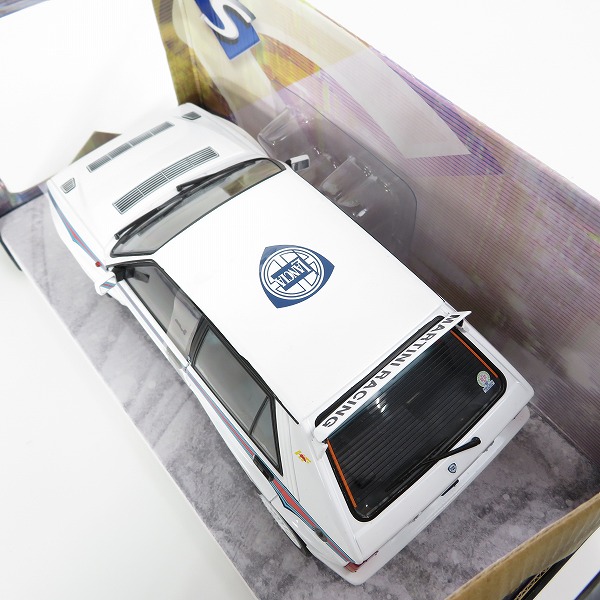 実際に弊社で買取させて頂いたSolido/ソリド 1/18 LANCIA DELTA HF INTEGRALE EVO 1 MARTINI 6 1992/ランチアデルタ HF インテグラーレ マルティニ6 ミニカーの画像 4枚目