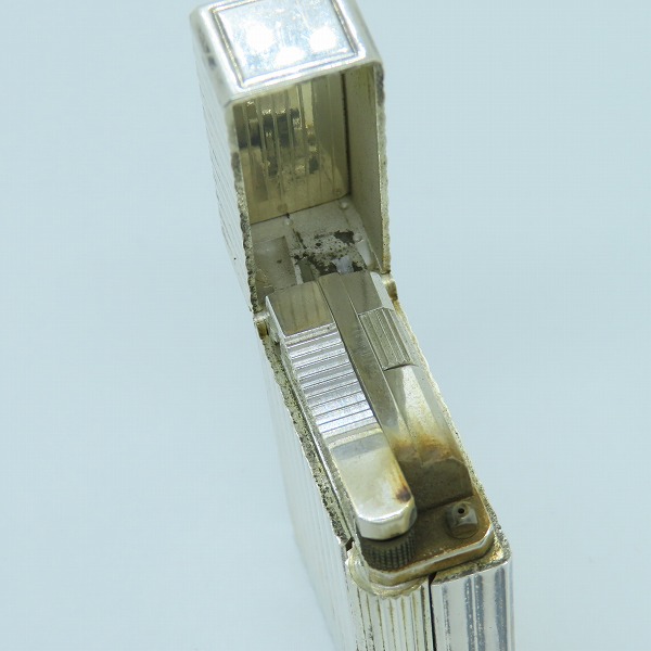 実際に弊社で買取させて頂いたS.T.DuPont/デュポン ライン1ショート 斜線ライン ガスライターの画像 4枚目
