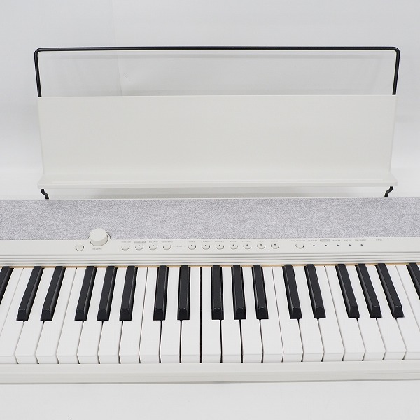 実際に弊社で買取させて頂いた★CASIO/カシオ Casiotone CT-S1 WE 電子キーボード カシオトーン ホワイト 61鍵盤 2021年製【動作確認済】の画像 2枚目