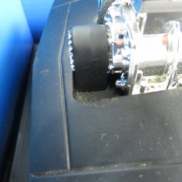 実際に弊社で買取させて頂いたFUNLINE/ファンライン MUSCLE MACHINES/マッスルマシーンズ 1/18 ’70 CUDA/クーダ ミニカー ダイキャストカーの画像 8枚目