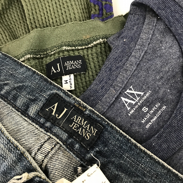 実際に弊社で買取させて頂いた【おまとめ】ARMANI JEANS/アルマーニジーンズ AX/アルマーニエクスチェンジ デニムパンツ/Tシャツ 等の画像 1枚目