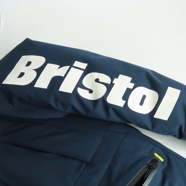 実際に弊社で買取させて頂いたF.C.Real Bristol/エフシーレアルブリストル ダウンジャケット ロゴプリント FCRB-189043/XLの画像 6枚目