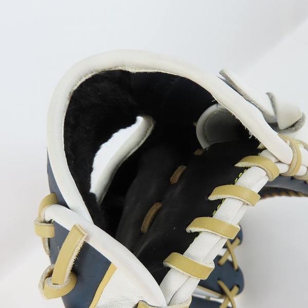 実際に弊社で買取させて頂いたZETT/ゼット 軟式/オールラウンド SMUカラーグラブ FINECatch BRGB35432A  の画像 3枚目