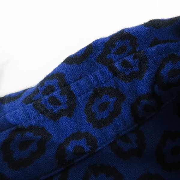 実際に弊社で買取させて頂いたMAISON KITSUNE/メゾンキツネ FLYING SPARK SHIRT 総柄 ボタン シャツ KMH-1452-B/37の画像 7枚目