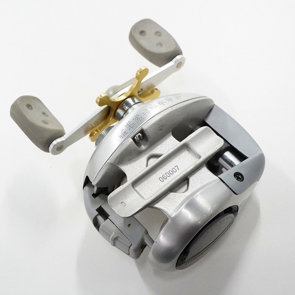 実際に弊社で買取させて頂いたAbuGarcia/アブガルシア Ambassador T3000C フリッピングスイッチ付き アンバサダー 右ハンドル ベイトリールの画像 8枚目