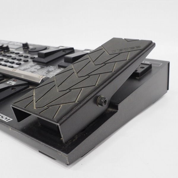 実際に弊社で買取させて頂いた★【動作未確認】BOSS/ボス GT-8 GUITAR EFFECTS PROCESSOR ギター用マルチエフェクターの画像 3枚目