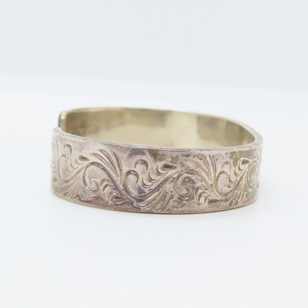 実際に弊社で買取させて頂いた【ワランティ付き】FIRST ARROW'S/ファーストアローズ 唐草彫りバングル BR-026の画像 4枚目