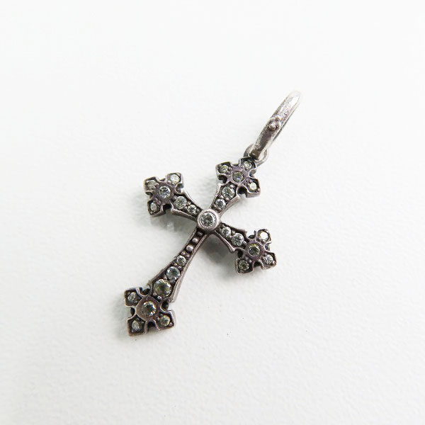 実際に弊社で買取させて頂いたLoree Rodkin/ローリーロドキン ゴシッククロス ストーンパヴェ