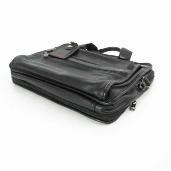 実際に弊社で買取させて頂いたTUMI/トゥミ レザー 2WAY ブリーフケース/ビジネスバッグ 96021D4の画像 2枚目