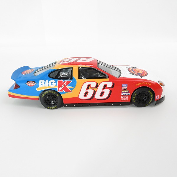 実際に弊社で買取させて頂いたRACING CHAMPIONS/レーシングチャンピオン ナスカー 2000  PREVIEW 1/24  ROUTE 66/ルート66 レーシングカー  ミニカーの画像 3枚目