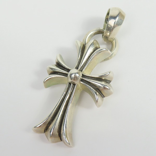 実際に弊社で買取させて頂いたCHROME HEARTS/クロムハーツ CH CRS SML W/BALE スモールCHクロス ペンダントw/プレーンベイル