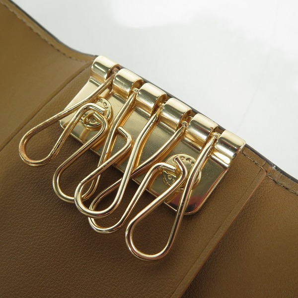 実際に弊社で買取させて頂いたCOACH/コーチ ウィズ マルチ フローラル プリント 5連 リング キーケース IMCAH/チョークマルチの画像 7枚目