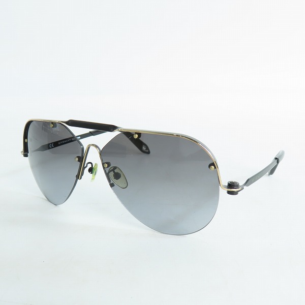 実際に弊社で買取させて頂いたGIVENCHY/ジバンシィ ティアドロップサングラス SGVA51