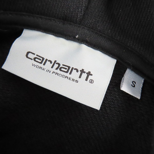実際に弊社で買取させて頂いたCarhartt WIP/カーハート フーデッドスクエアラベルジャケット ジップアップ パーカー A201011 ブラック/Sの画像 2枚目