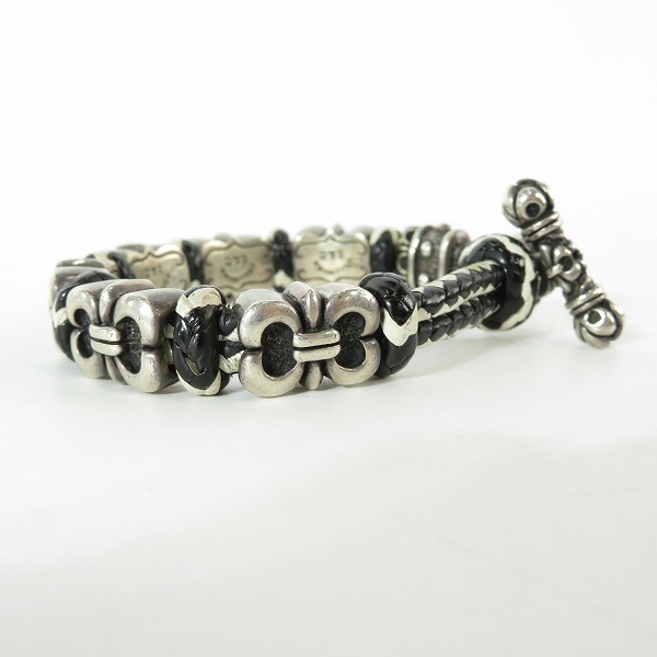 実際に弊社で買取させて頂いたLEATHERS & TREASURES/レザーズアンドトレジャーズ POLLICINO シェブロン レザーブレスレット/バングルの画像 2枚目