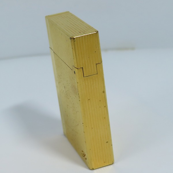 実際に弊社で買取させて頂いたS.T.Dupont/デュポン GATSBY/ギャッツビー ヴァーティカル ライン ガスライターの画像 2枚目