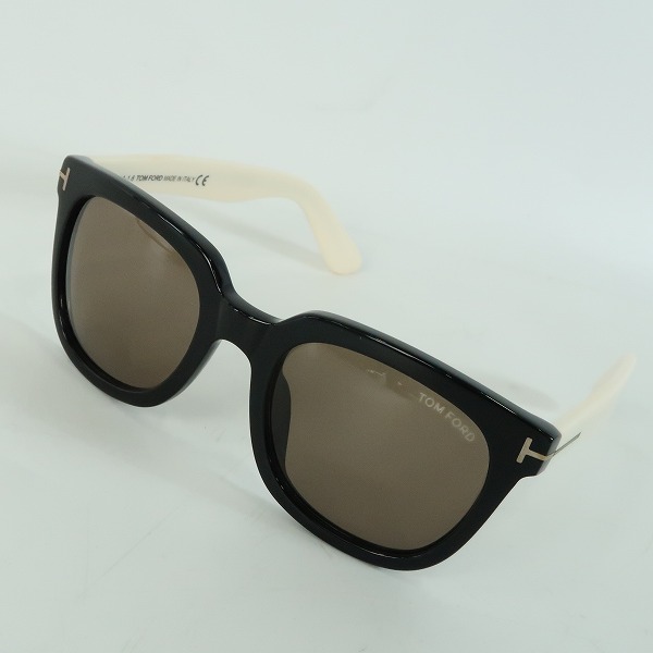実際に弊社で買取させて頂いたTOM FORD/トムフォード フルリム サングラス/アイウェア TF211 AF 01J