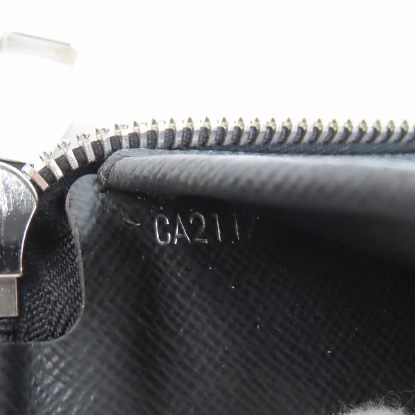 実際に弊社で買取させて頂いたLOUIS VUITTON/ルイヴィトン ジッピー ウォレット ヴェルティカル タイガ ノワール M30503 CA2117の画像 7枚目