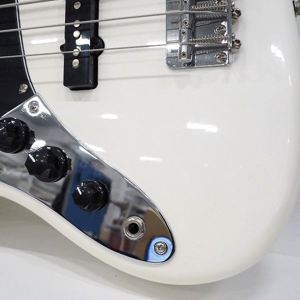 実際に弊社で買取させて頂いた★Bacchus/バッカス UNIVERSE SERIES ジャズベースType レフティ/左きき用 4弦エレキベース ソフトケース付 の画像 6枚目
