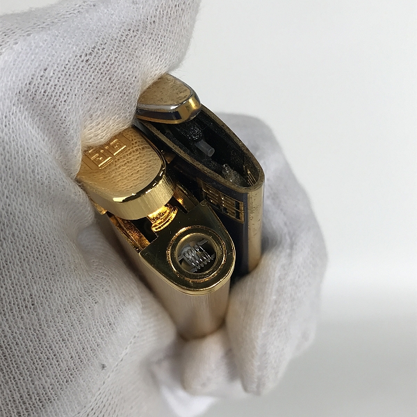 実際に弊社で買取させて頂いた【おまとめ】GIVENCHY/ジバンシィ HONEST/オネスト WINDMILL/ウィンドミル 他 ライターの画像 4枚目