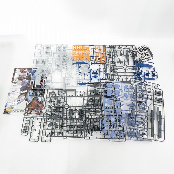 実際に弊社で買取させて頂いた【組済含/ジャンク扱い】バンダイ MG 1/100 デュエルガンダム アサルトシュラウド/バスターガンダム 2点セット/SEED/ガンプラの画像 2枚目