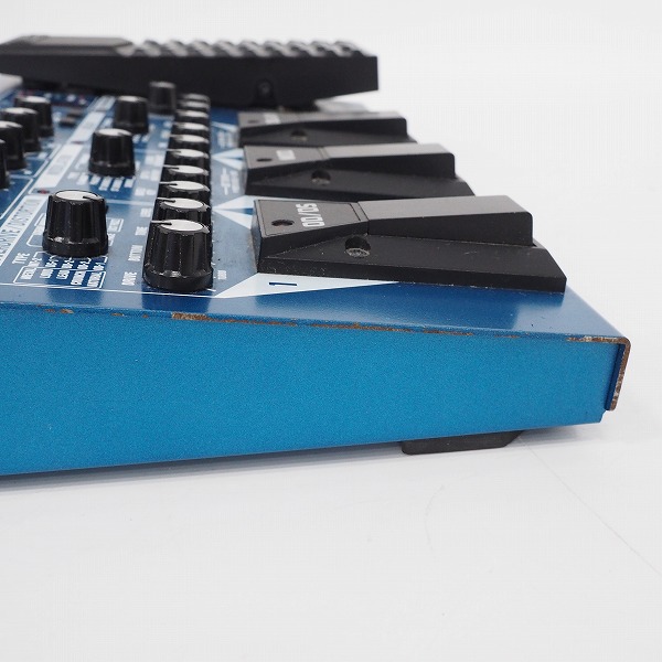 実際に弊社で買取させて頂いたBOSS/ボス ME-50 GUITAR MULTIPLE EFFECTS ギター用 マルチエフェクター【簡易動作確認済】の画像 5枚目