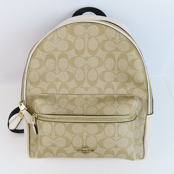 実際に弊社で買取させて頂いたCOACH/コーチ PVC×レザー シグネチャー リュックサック F32200