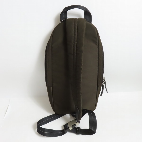 実際に弊社で買取させて頂いたCOACH/コーチ ワンショルダー/レザーボディバッグ/スリング パック F70692の画像 1枚目