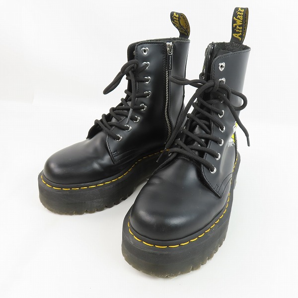 実際に弊社で買取させて頂いたDr.Martens×HELLO KITTY/ドクターマーチン×ハローキティ ブーツ 8ホール 厚底 60周年記念 UK5