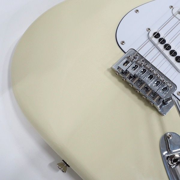 実際に弊社で買取させて頂いた★【難有り】Bacchus/バッカス UNIVERSE SERIES ストラトキャスターType エレキギター ソフトケース付の画像 5枚目