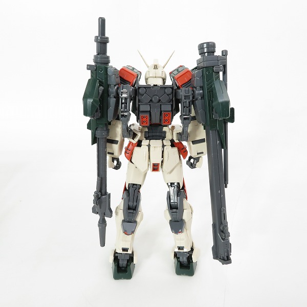 実際に弊社で買取させて頂いた【組済含/ジャンク扱い】バンダイ MG 1/100 デュエルガンダム アサルトシュラウド/バスターガンダム 2点セット/SEED/ガンプラの画像 4枚目