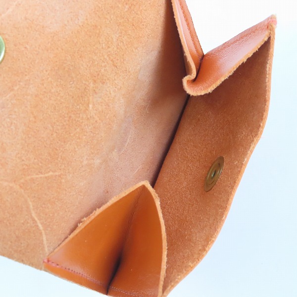 実際に弊社で買取させて頂いたIL BISONTE/イルビゾンテ レザー 二つ折り財布/ウォレットの画像 4枚目