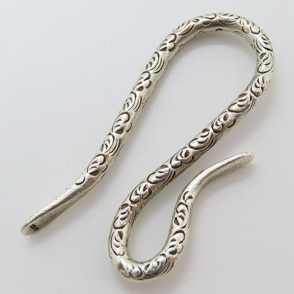 実際に弊社で買取させて頂いたFIRST ARROW'S/ファーストアローズ シルバー 唐草 キーフック o-031の画像 1枚目