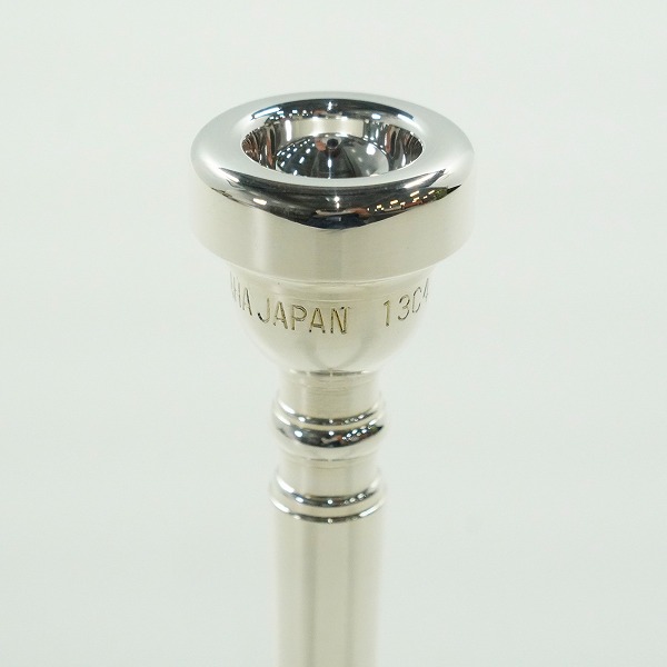 実際に弊社で買取させて頂いたYAMAHA/ヤマハ 13C4 シルバー トランペット用 マウスピースの画像 3枚目