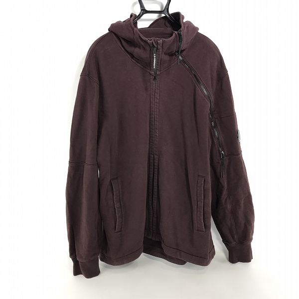実際に弊社で買取させて頂いたC.P.COMPANY/シーピーカンパニー ジップアップパーカー 07CMSS008A XXXL