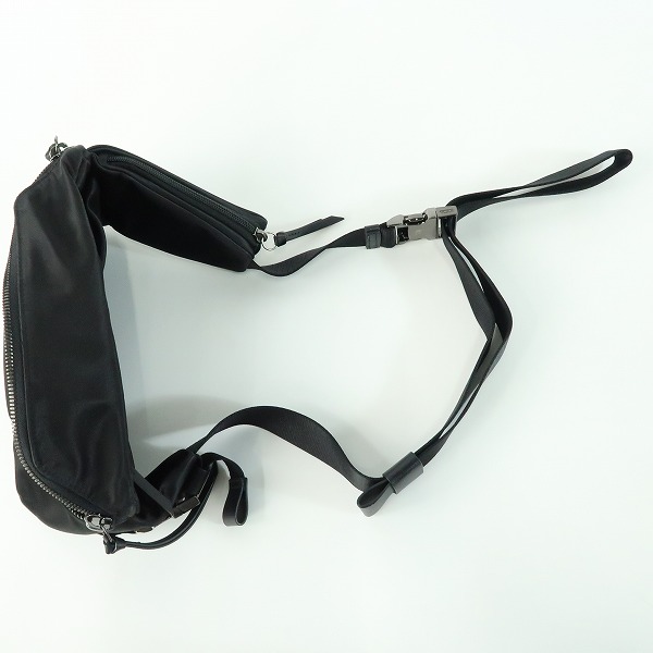 実際に弊社で買取させて頂いたTUMI/トゥミ ボディバッグ Devoe ウエストバッグ 135502-1041の画像 6枚目