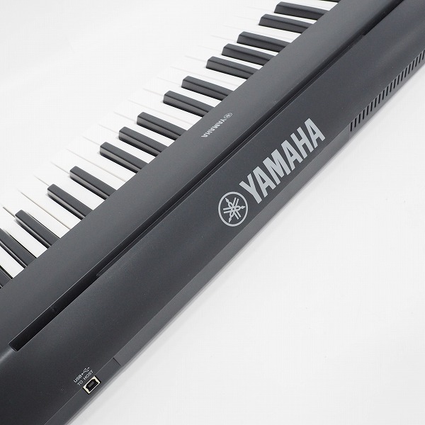 実際に弊社で買取させて頂いた★YAMAHA/ヤマハ piaggero/ピアジェーロ NP-32B 電子キーボード 76鍵 2016年製 アダプター付【動作確認済】の画像 4枚目