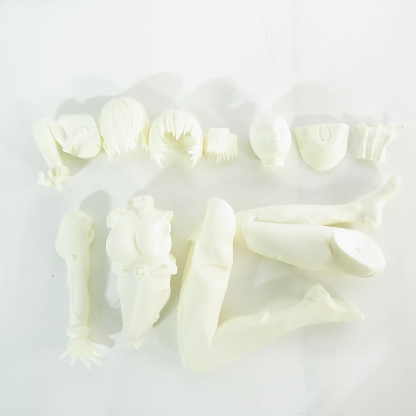 実際に弊社で買取させて頂いた【未組立】こねこ工房 新世紀エヴァンゲリオン レイ (プラグスーツ) ガレージキット/レジンキット/ガレキの画像 2枚目