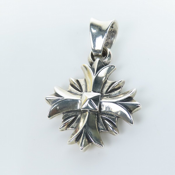 実際に弊社で買取させて頂いた【ギャラ付】TRAVIS WALKER/トラヴィスワーカー VALOR CROSS ペンダントトップ pd86ztwの画像 1枚目