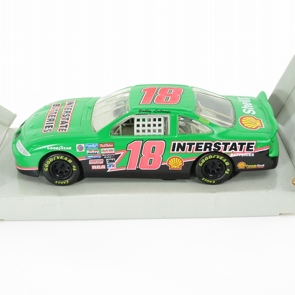 実際に弊社で買取させて頂いたNASCAR/ナスカー WINNERS CIRCLE 1/24 1998 STOCK CAR SERIES BOBBY LABONTE/ボビー・ラボンテ ＃18 ミニカー の画像 1枚目
