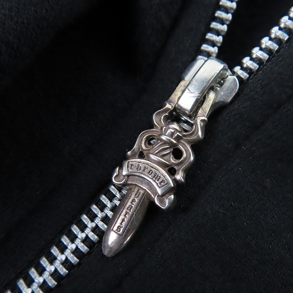 実際に弊社で買取させて頂いたCHROME HEARTS/クロムハーツ マリブ限定 ジップアップパーカー XXLの画像 6枚目
