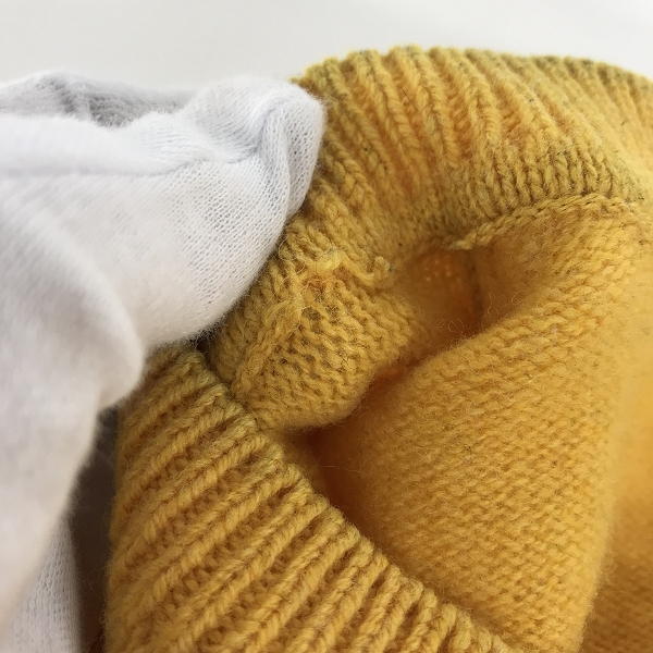 実際に弊社で買取させて頂いたMAISON KITSUNE/メゾンキツネ ロゴワッペン クルーネック ニット セーター FM00503KT1014/Sの画像 9枚目